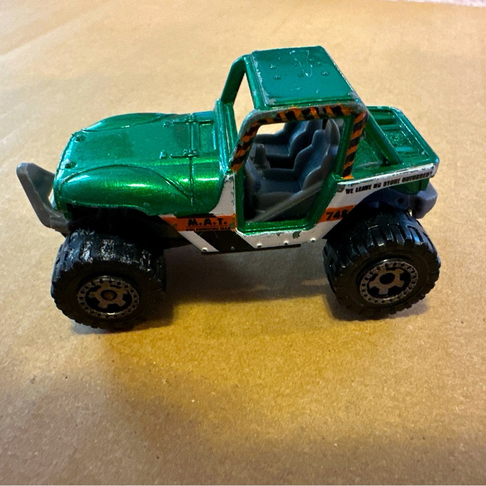 Rare Matchbox MBX 4x4 Green Jeep Car Collector 2007